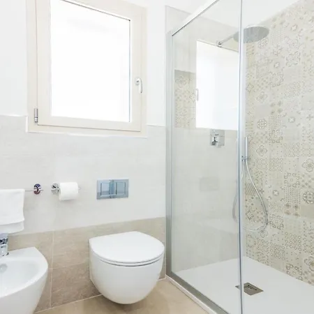 Hypnotic Guest house 4*